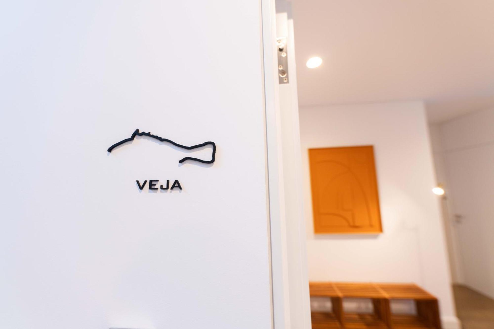Brum Design Apartments Ponta Delgada  Bagian luar foto