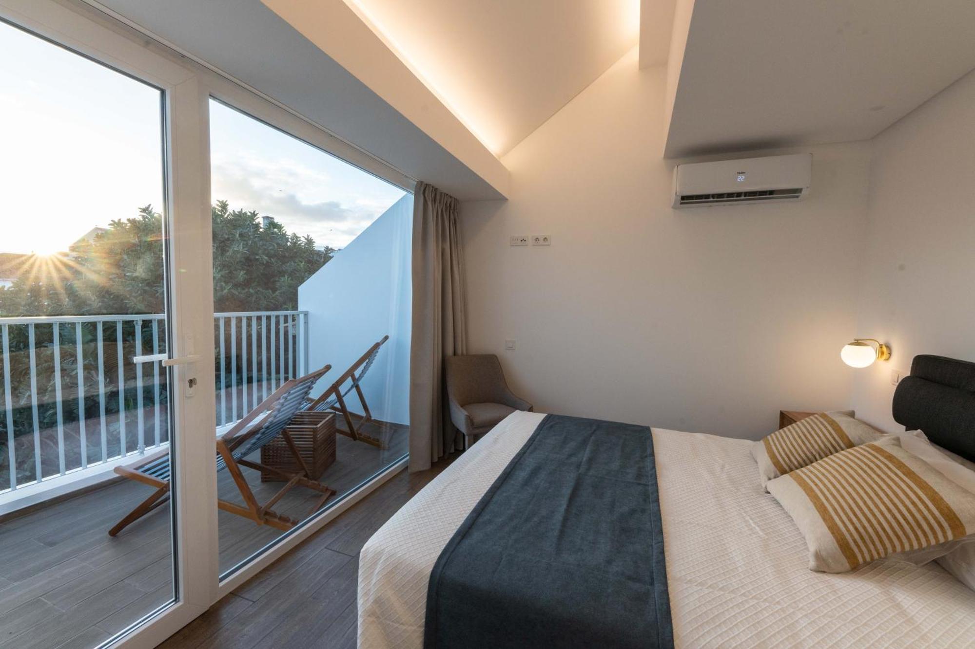 Brum Design Apartments Ponta Delgada  Bagian luar foto