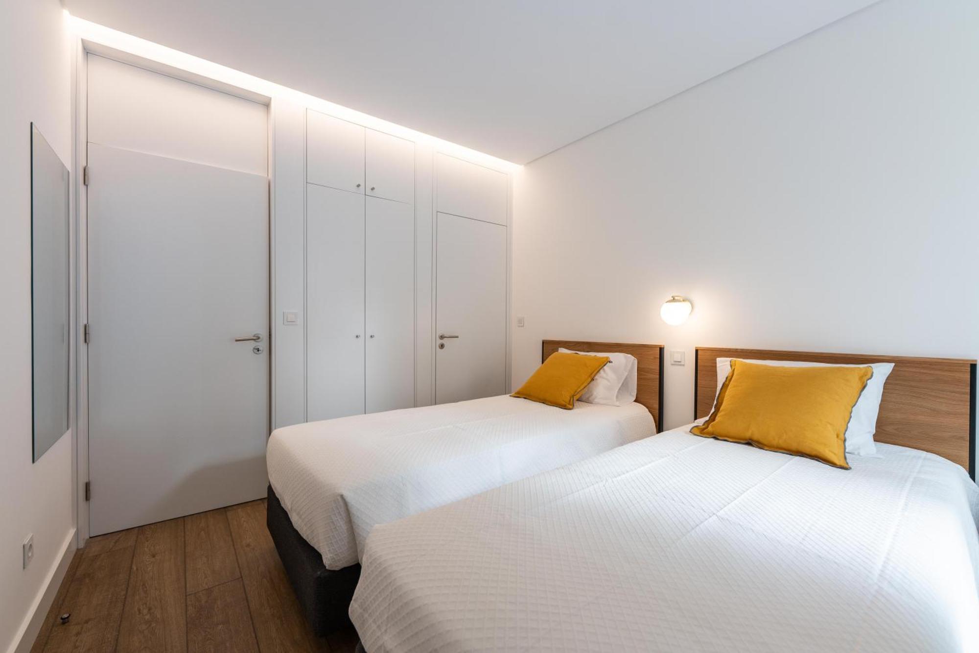 Brum Design Apartments Ponta Delgada  Bagian luar foto
