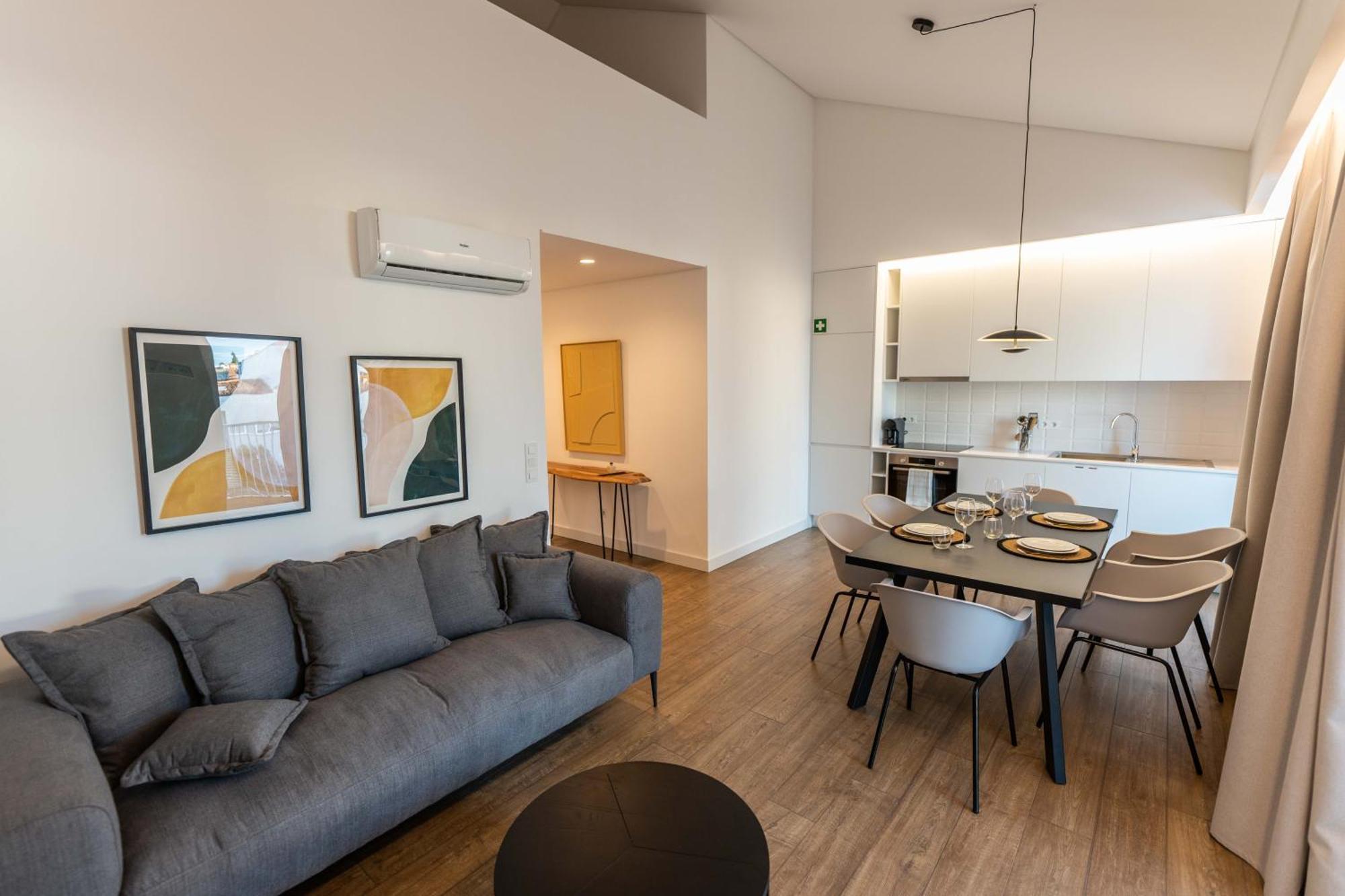 Brum Design Apartments Ponta Delgada  Bagian luar foto