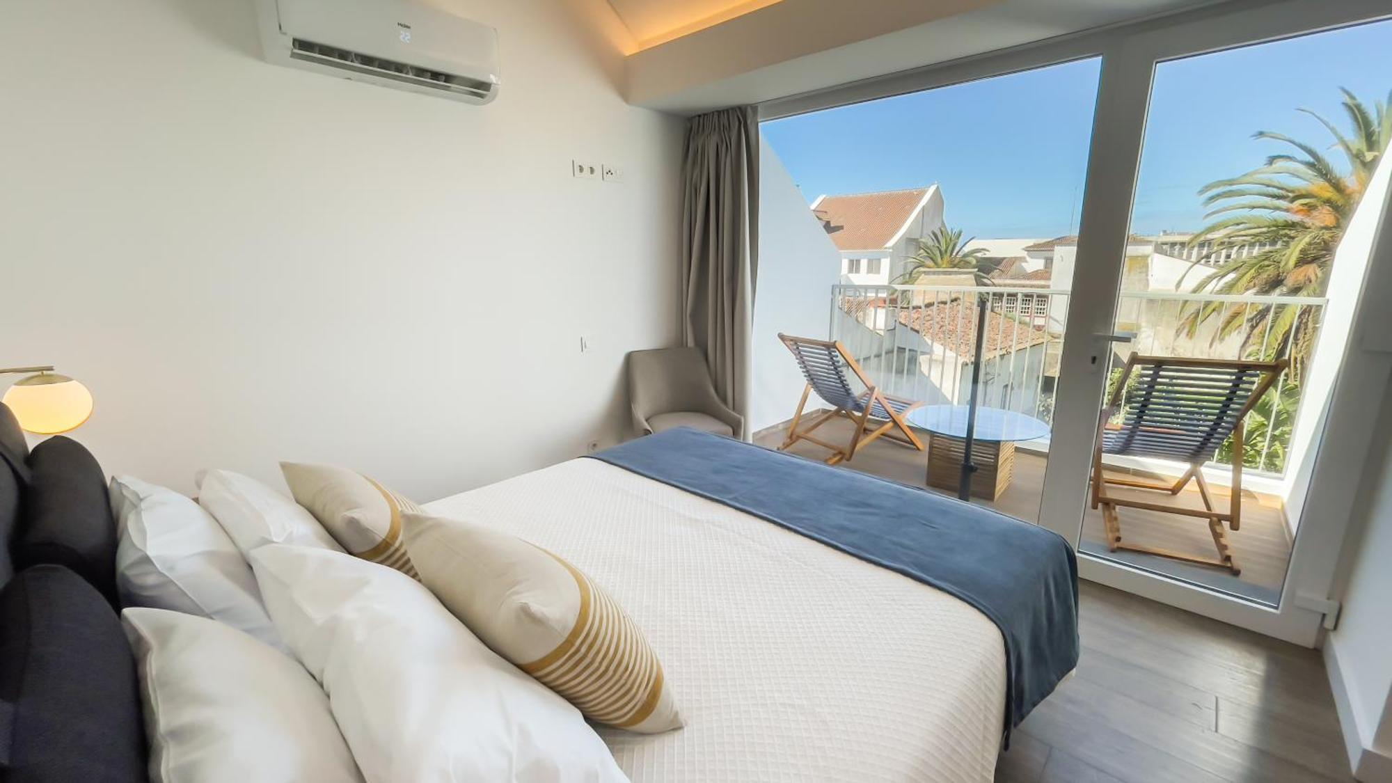Brum Design Apartments Ponta Delgada  Bagian luar foto